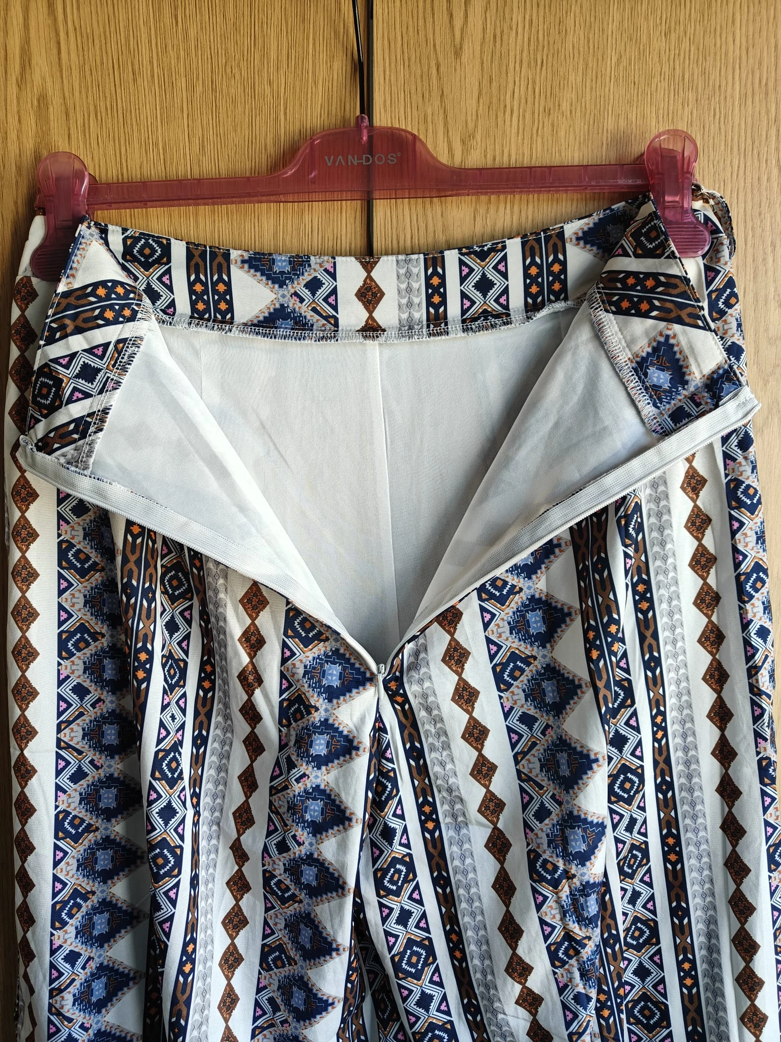 Long summer pants with a vibrant geometric pattern – photo 2